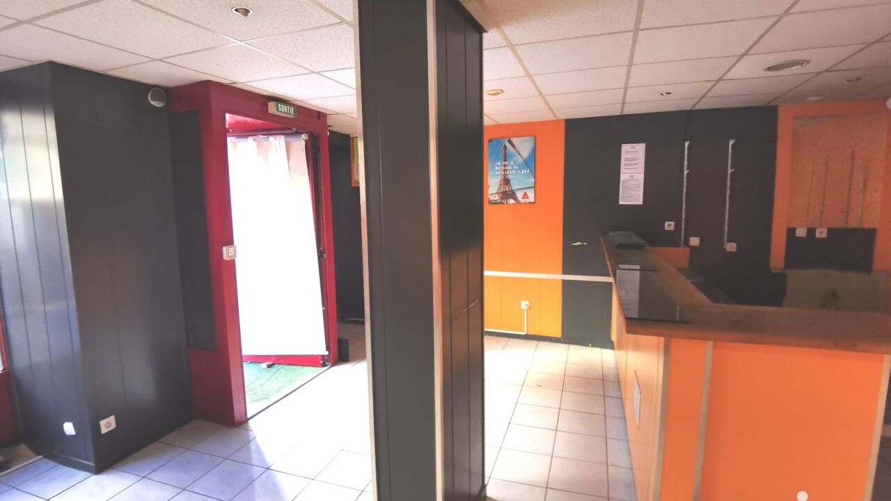 commerce  pièces 200 m2 à vendre à Le Péage-de-Roussillon (38550)