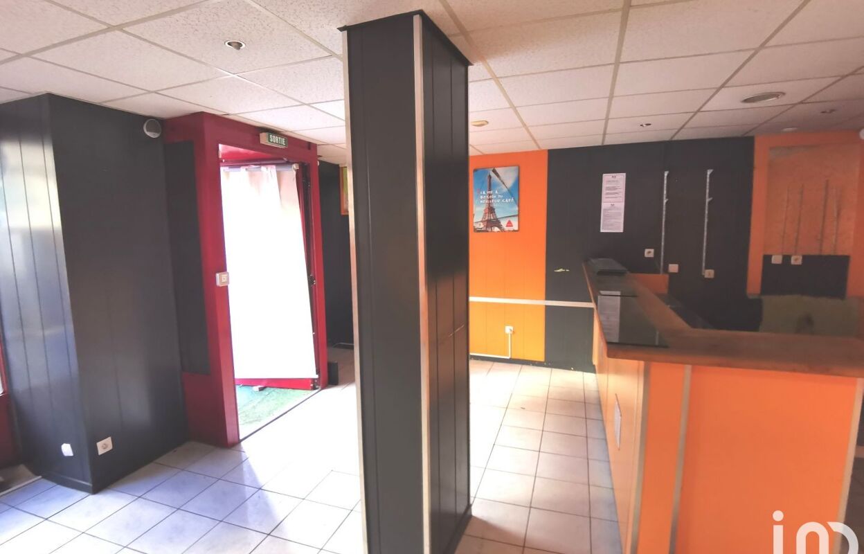 commerce  pièces 200 m2 à vendre à Le Péage-de-Roussillon (38550)