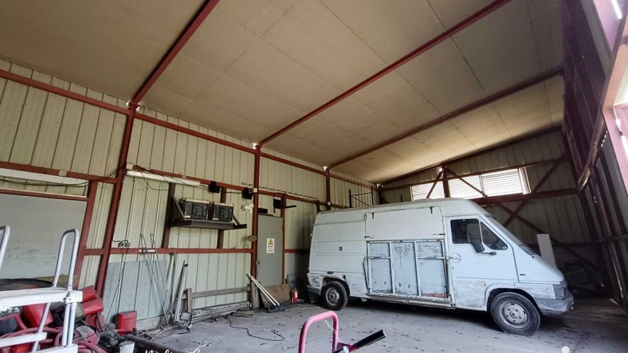 commerce  pièces 702 m2 à vendre à Ibos (65420)