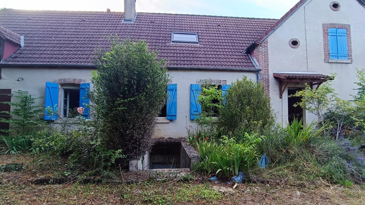 maison 6 pièces 227 m2 à vendre à Villabon (18800)