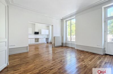 location appartement 1 200 € CC /mois à proximité de Commentry (03600)