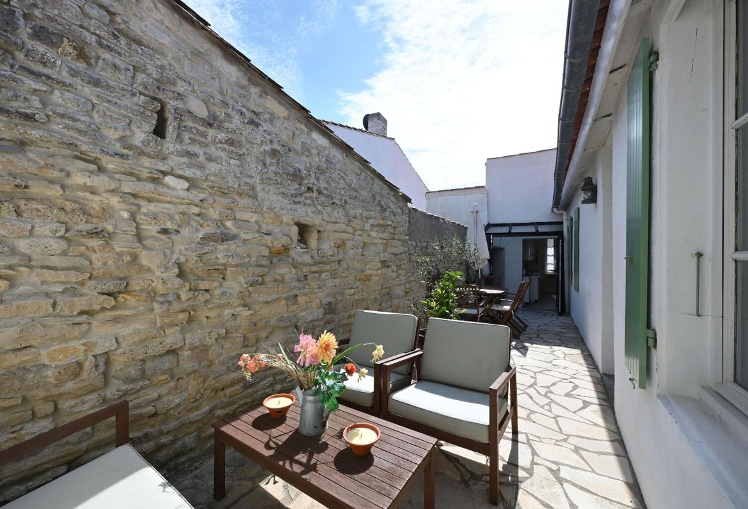 Maison à Vendre au centre de Saint Clément des Baleines — photo 1