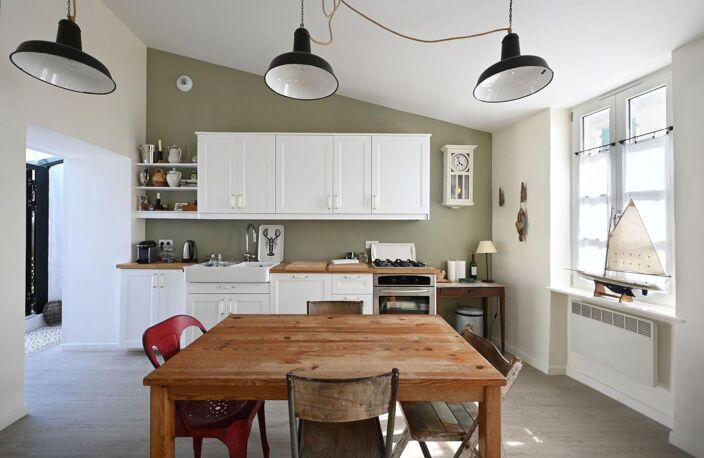 Maison à Vendre au centre de Saint Clément des Baleines — photo 2