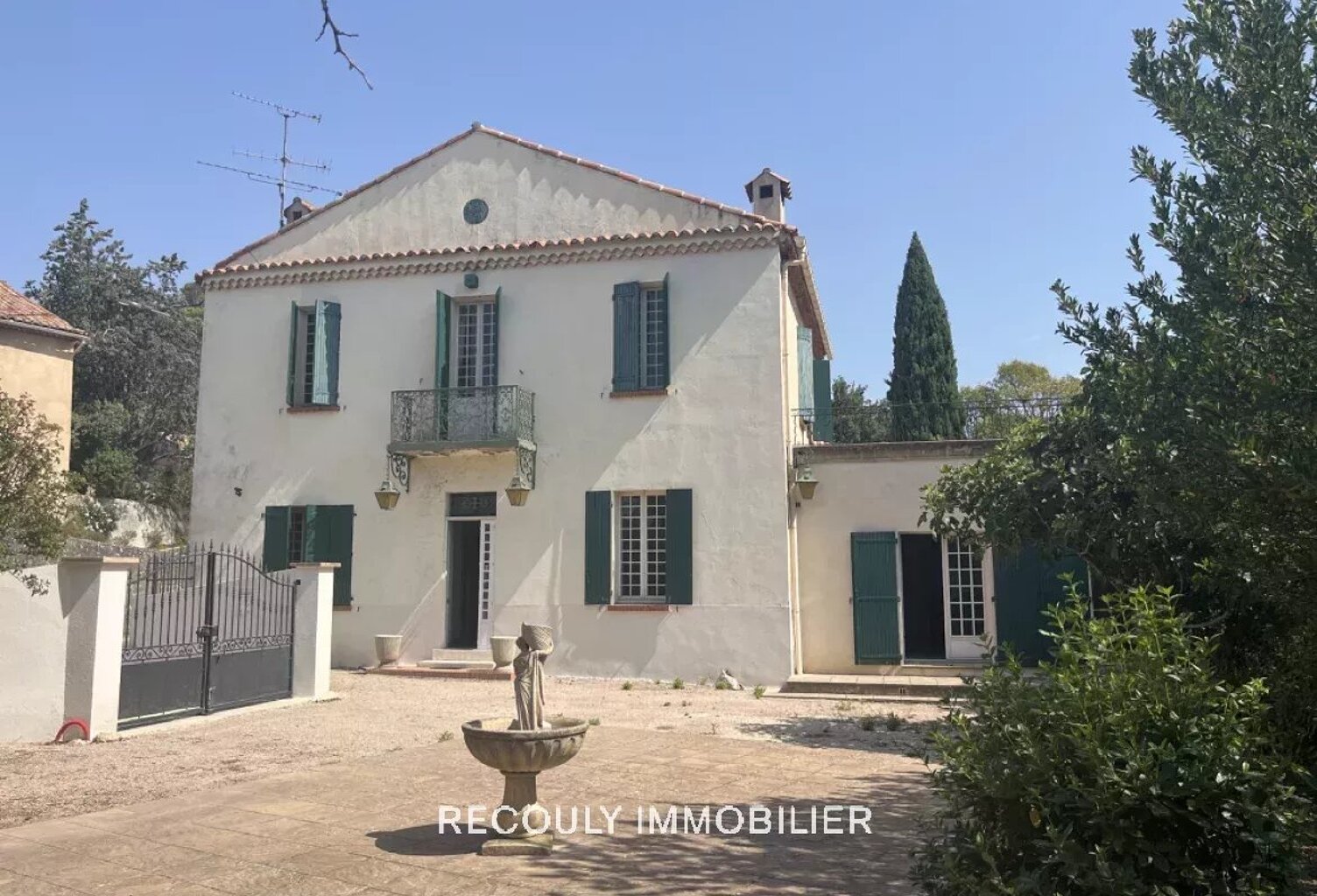 BELCODENE / LA BOUILLADISSE 13720 — photo 1
