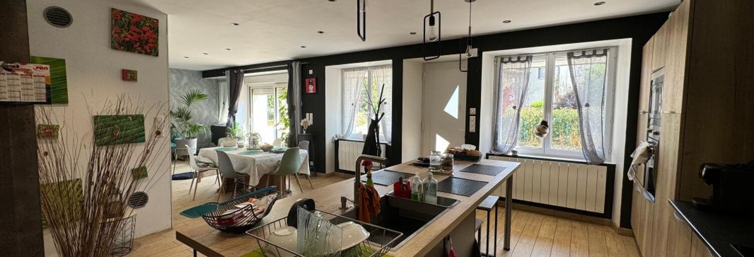 Maison 5 Pièces 124 m² à vendre à Rochechouart (87600)