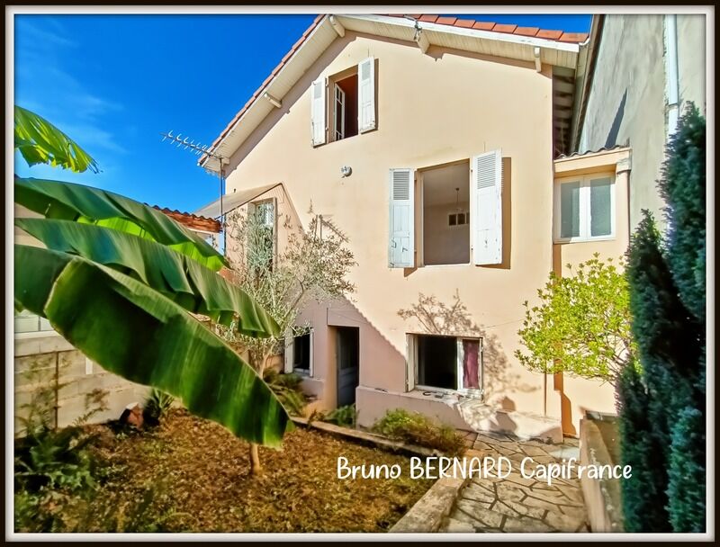 Villa / Maison 7 pièces  à vendre Séméac 65600