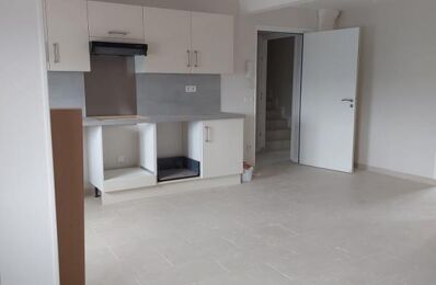 location appartement 1 070 € CC /mois à proximité de Élancourt (78990)