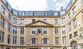 Bureau  476 m² à louer à Paris 4 (75004)