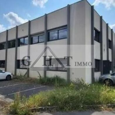 Local industriel 720 m²