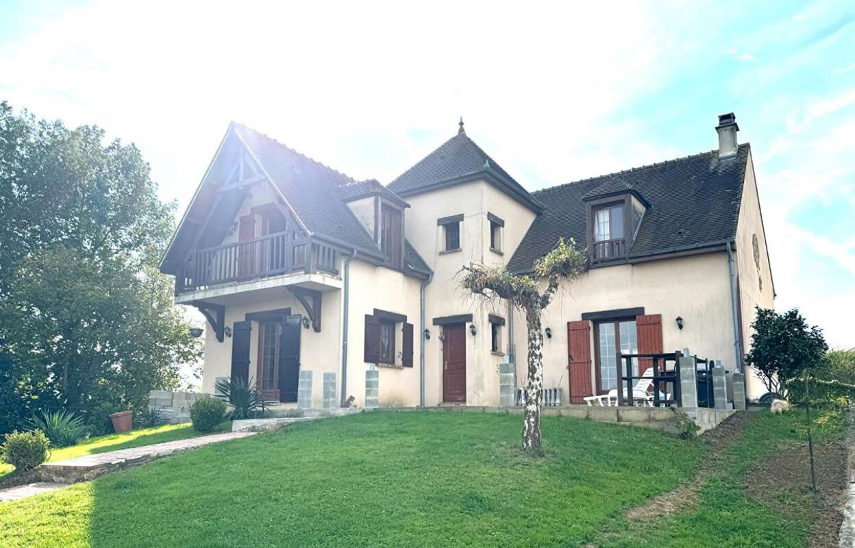 maison 8 pièces 240 m2 à vendre à Senlis (60300)