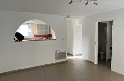 vente appartement 116 600 € à proximité de Rodilhan (30230)