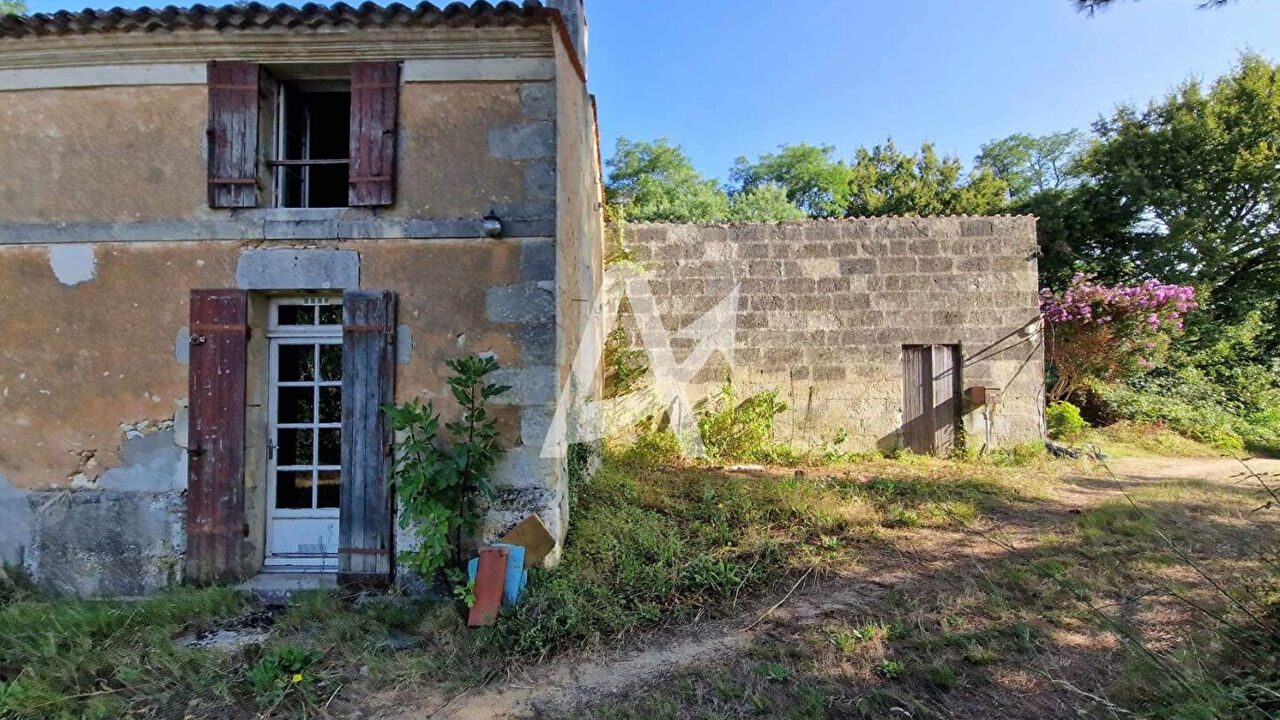 maison 3 pièces 96 m2 à vendre à Bourg (33710)