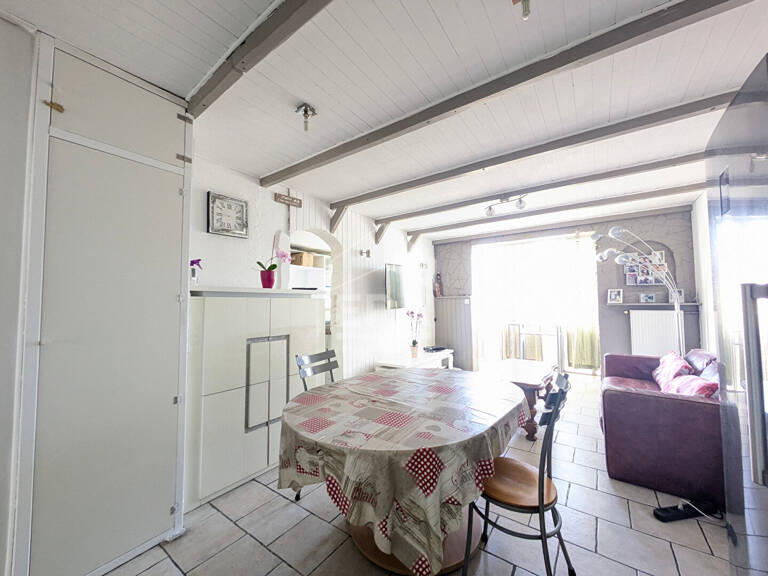 A VENDRE MARSEILLE 13004 CHARTREUX ST JUST BEAUREGARD APPARTEMENT TYPE 4 T4 4 PIECES BALCON CAVE PARKING JARDIN — photo 1