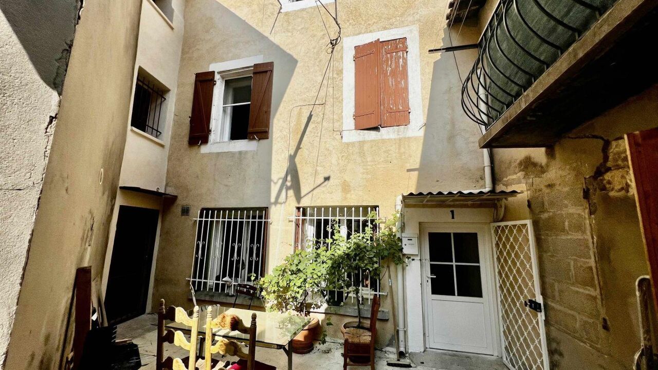 maison 5 pièces 116 m2 à vendre à Saint-Gilles (30800)