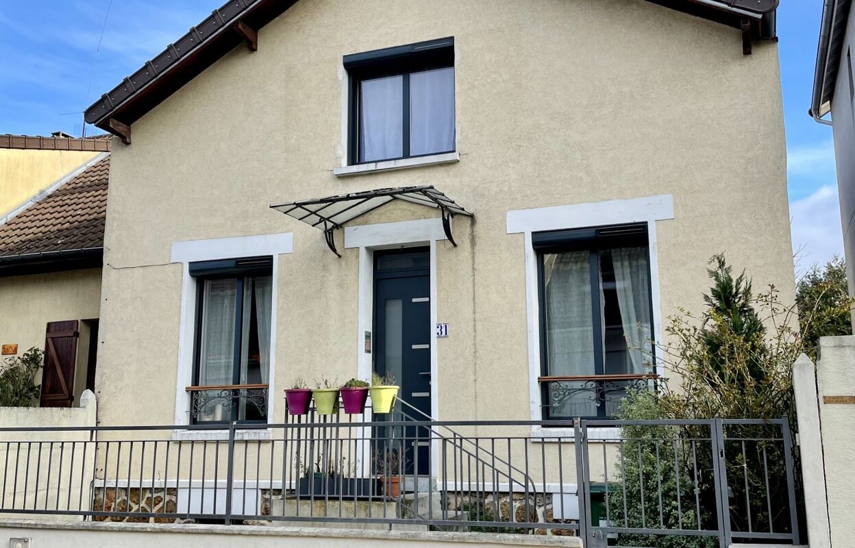 maison 4 pièces 106 m2 à vendre à Bagneux (92220)