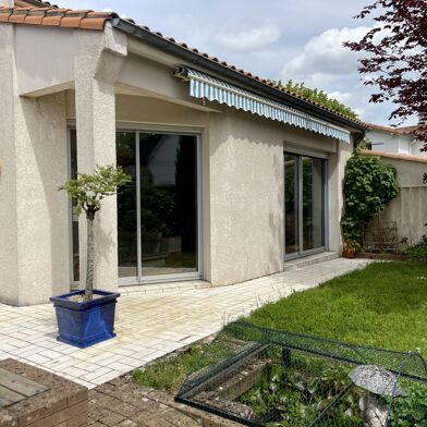 Maison 6 pièces 205 m²