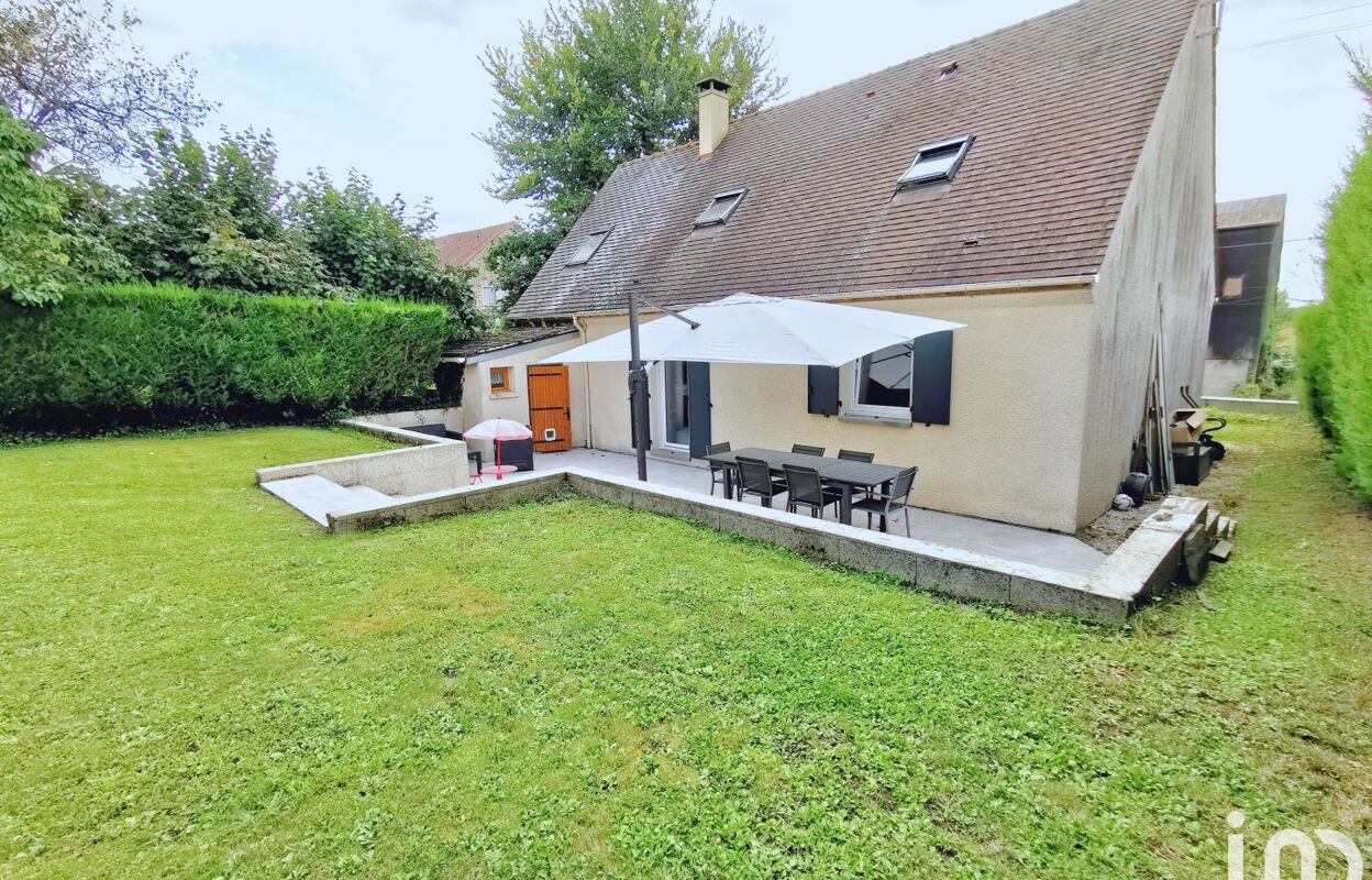 maison 6 pièces 140 m2 à vendre à Maisoncelles-en-Brie (77580)