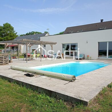 Maison 6 pièces 224 m²