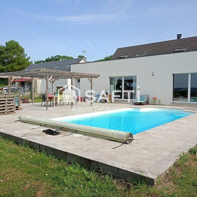 Maison 6 pièces 224 m²