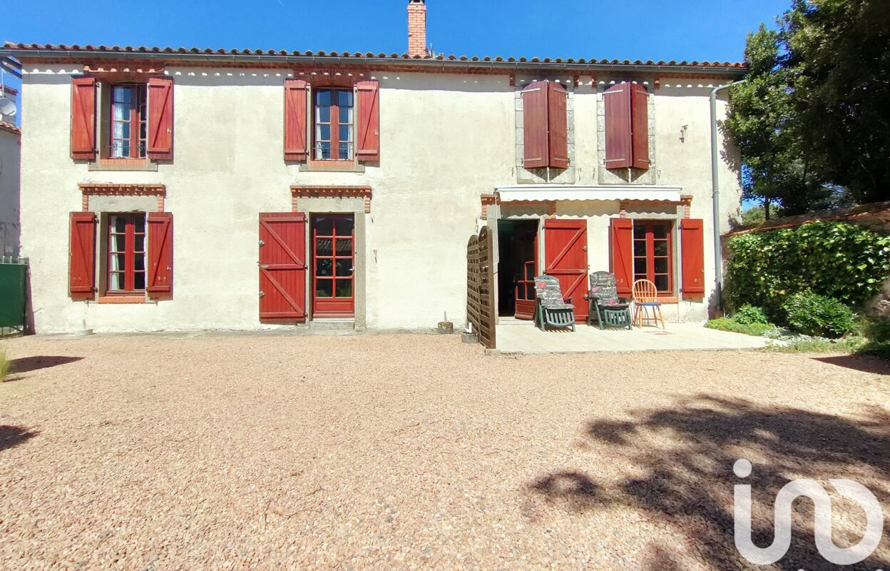 maison 6 pièces 150 m2 à vendre à Le Champ-Saint-Père (85540)