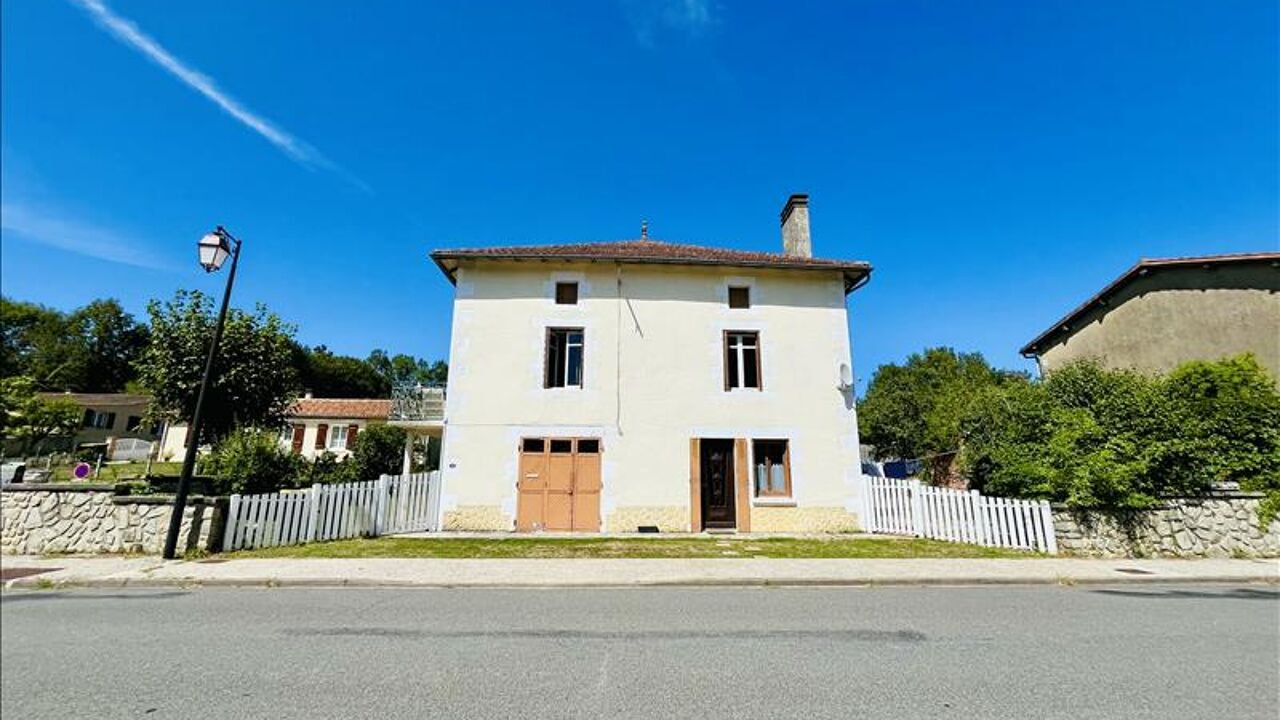 maison 6 pièces 147 m2 à vendre à Alloue (16490)