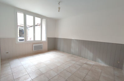 location appartement 395 € CC /mois à proximité de Marseille 2 (13002)