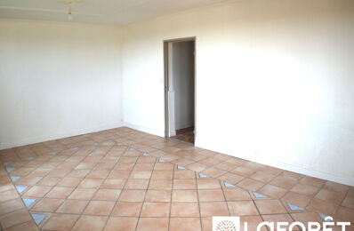 location appartement 664 € CC /mois à proximité de Barbentane (13570)