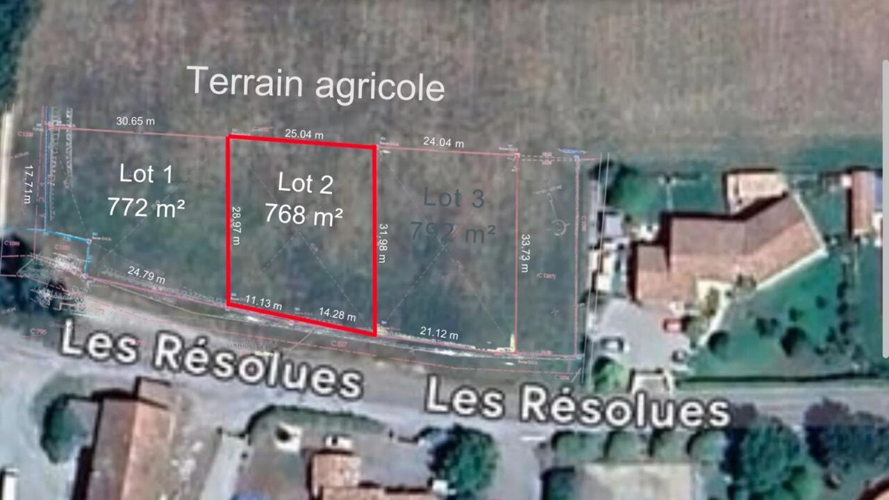 terrain  pièces 768 m2 à vendre à Lazer (05300)