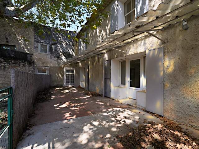 Appartement À Vendre — photo du bien