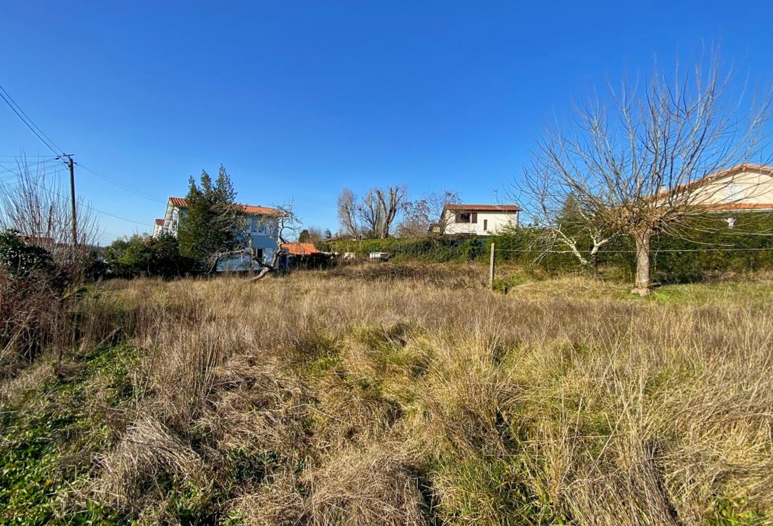 Terrain constructible 883m2 — photo 1