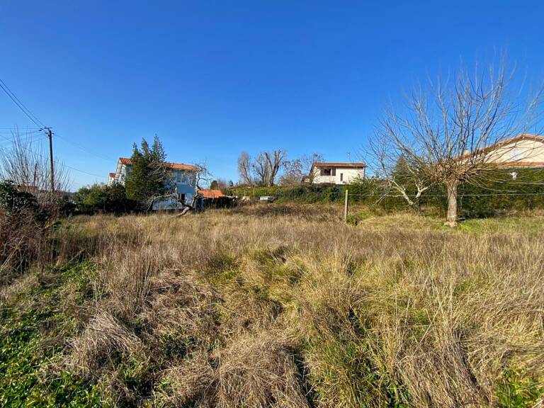 Terrain constructible 883m2 — photo 1