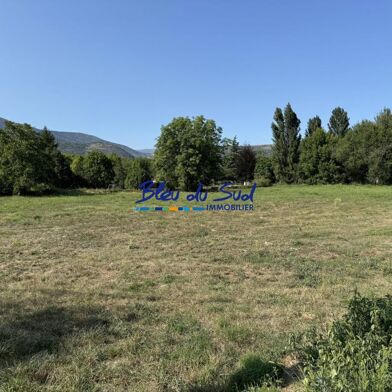 Terrain 3082 m²