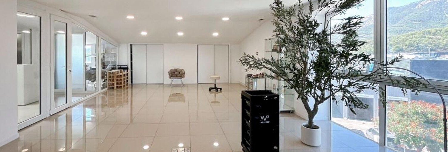 Commerce  180 m² à vendre à La Garde (83130)