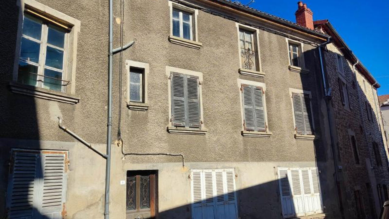 maison 6 pièces 775 m2 à vendre à Cunlhat (63590)