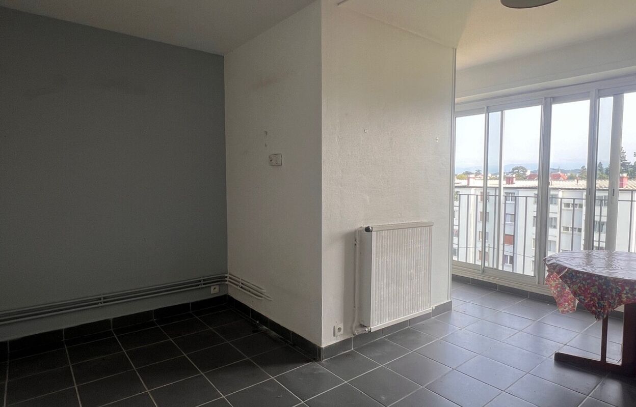 appartement 1 pièces 27 m2 à vendre à Billère (64140)