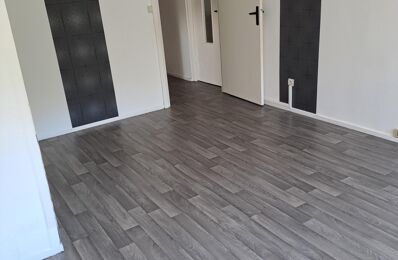 location appartement 432 € CC /mois à proximité de Saint-Avold (57500)