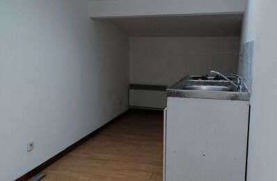 location appartement 330 € CC /mois à proximité de Croix (59170)