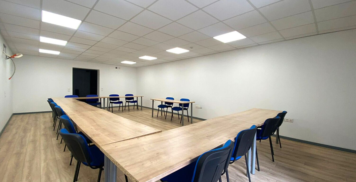 PAU CENTRE, LOCAL D'ACTIVITE 175 M² — photo 1