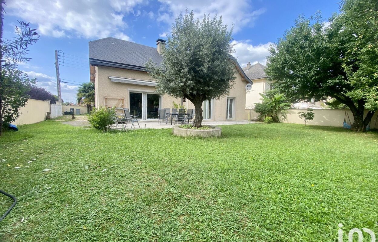 maison 6 pièces 180 m2 à vendre à Bagnères-de-Bigorre (65200)