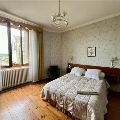 Maison 15 pièces 125000 €