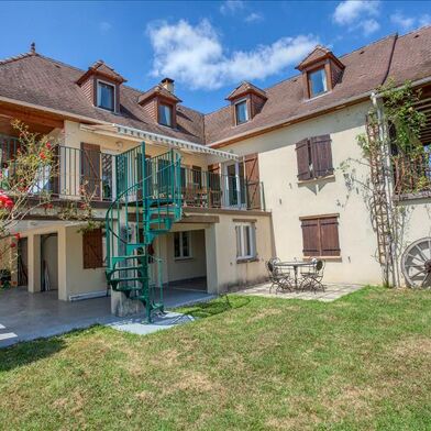 Maison 5 pièces 186 m²