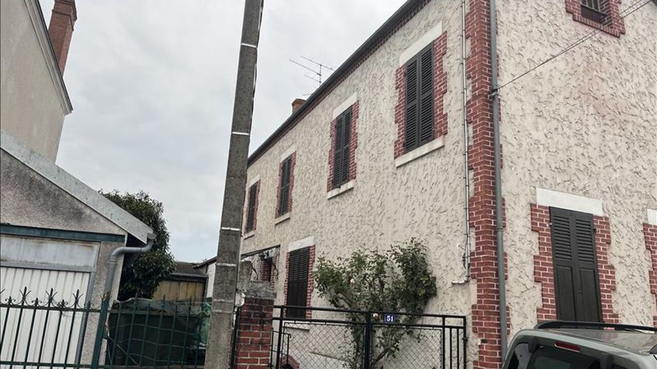 maison 5 pièces 111 m2 à vendre à Vierzon (18100)