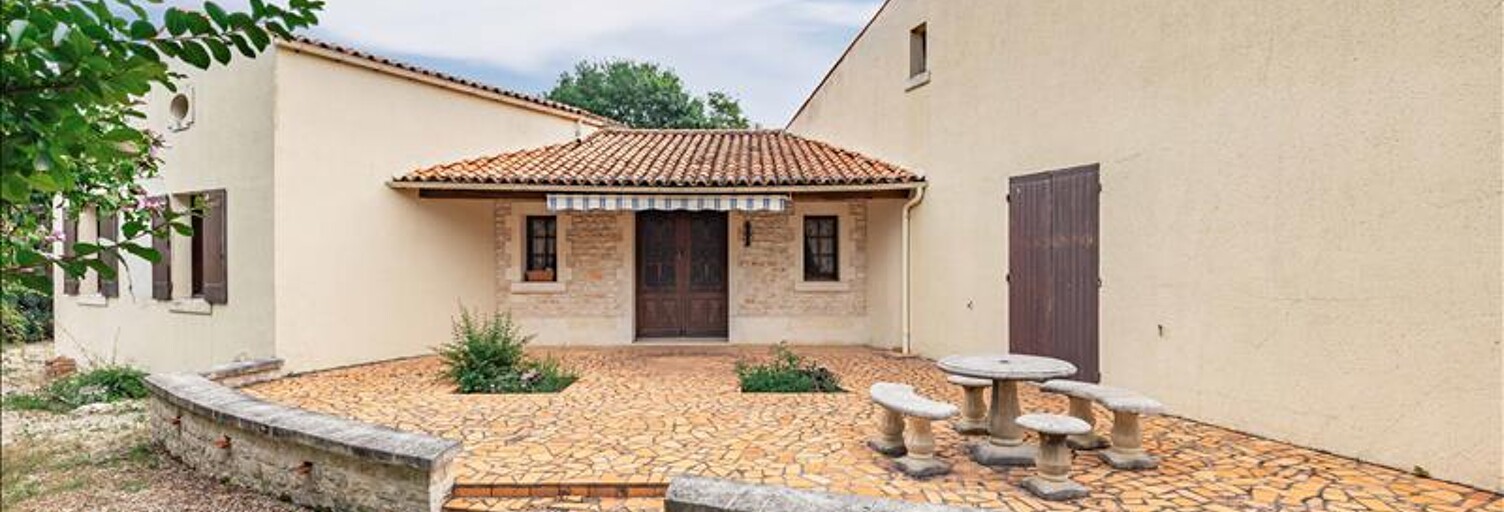 Maison 5 Pièces 131 m² à vendre à Saint-Sulpice-d'Arnoult (17250)