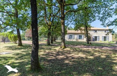 vente maison 275 600 € à proximité de La Rochefoucauld-en-Angoumois (16110)