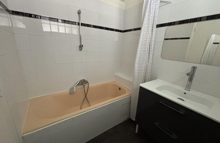Appartement T3 de 70 m2 — photo 3