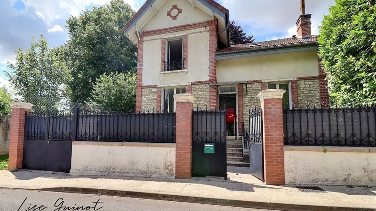 maison 4 pièces 98 m2 à vendre à Maule (78580)