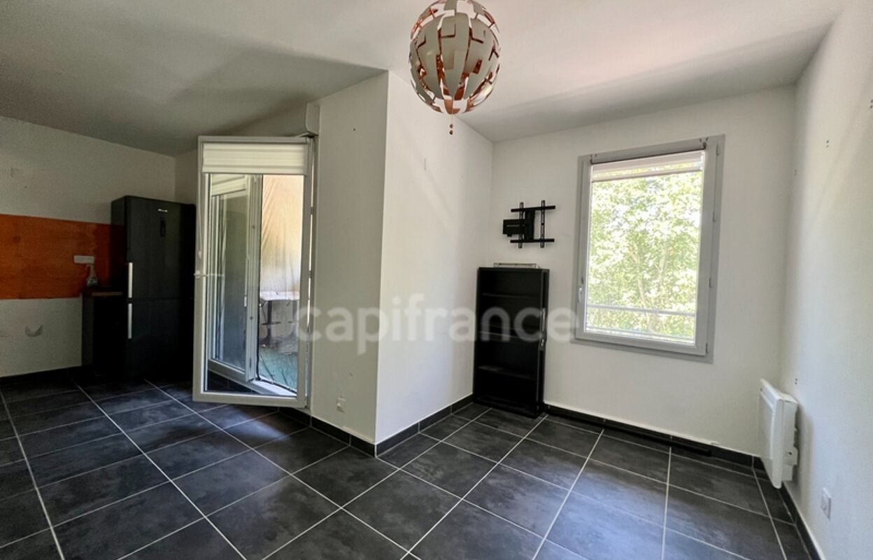 appartement 2 pièces 41 m2 à vendre à Cadenet (84160)