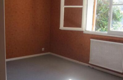 location appartement 290 € CC /mois à proximité de Caen (14000)