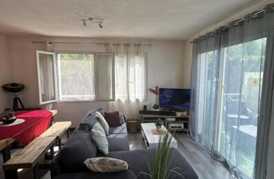 location appartement 600 € CC /mois à proximité de Cénac (33360)