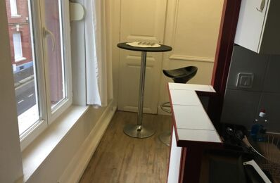 location appartement 320 € CC /mois à proximité de Salouël (80480)